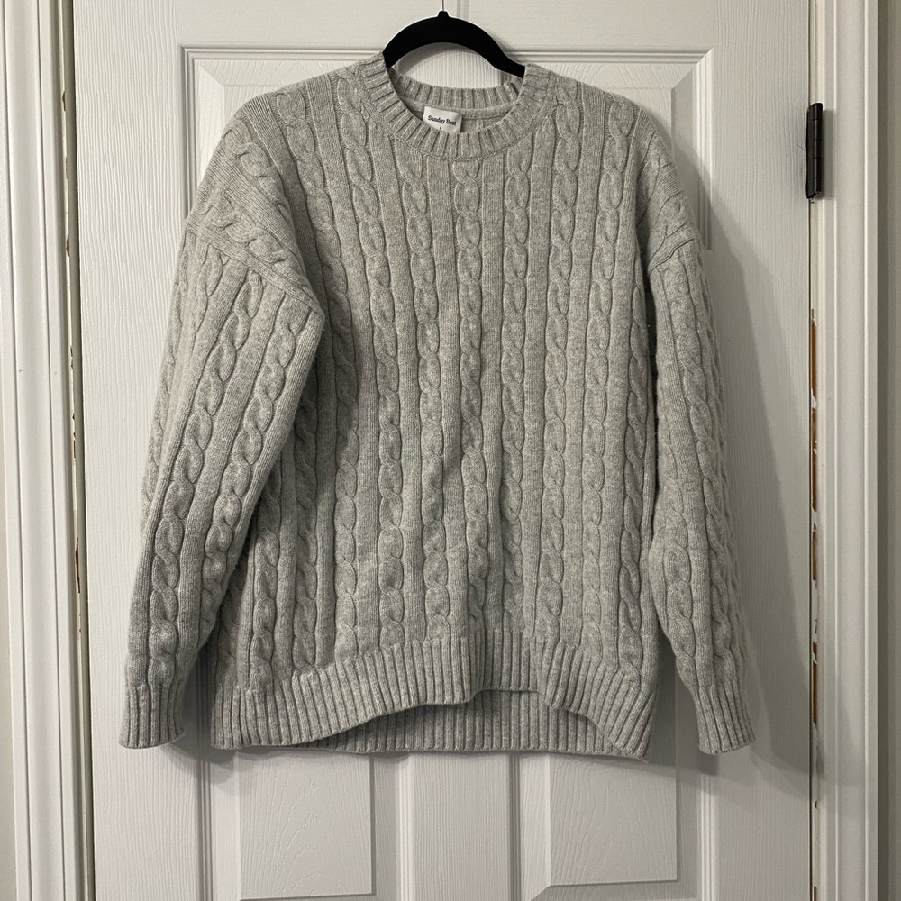 Aritzia Sunday Best Peggy Sweater - Small